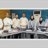 دوره پنج روزه آموزش کاربردی با عنوان "اپتیک، لیزر و طیف سنجی"<br>با همکاری مرکز تحقیقات فناوریهای کوانتومی دانشگاه آزاد، واحد علوم و تحقیقات (مجموعه شتابدهنده تخصصی لیزرپورت، خرداد ماه 1403)